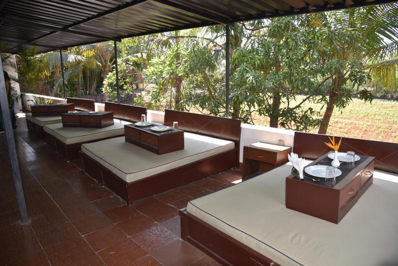 Clarissa Resort Goa Saligao Exterior photo